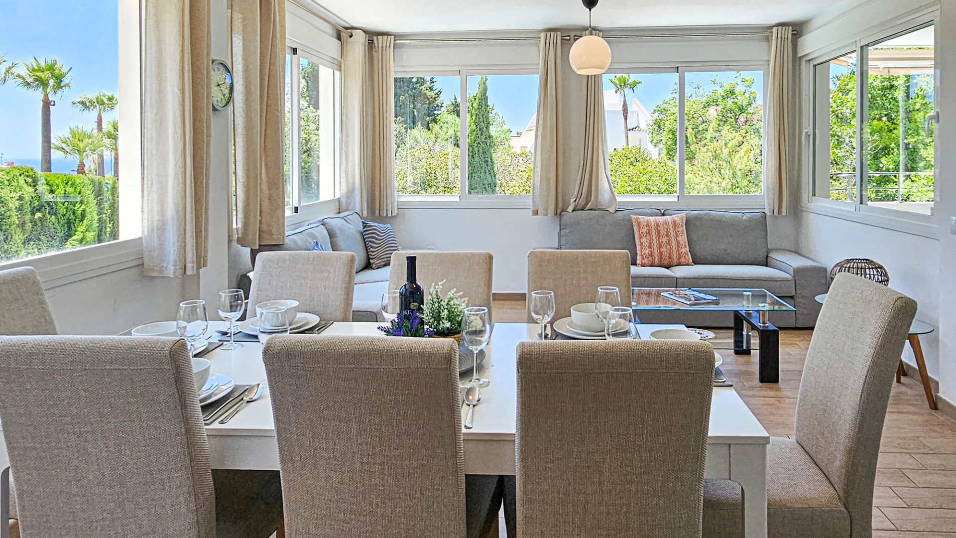 Se vende villa en Riviera del Sol de 4 dormitorios