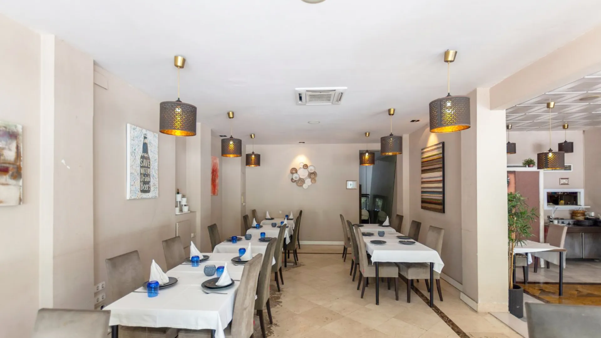 Nueva Andalucia restaurant for sale