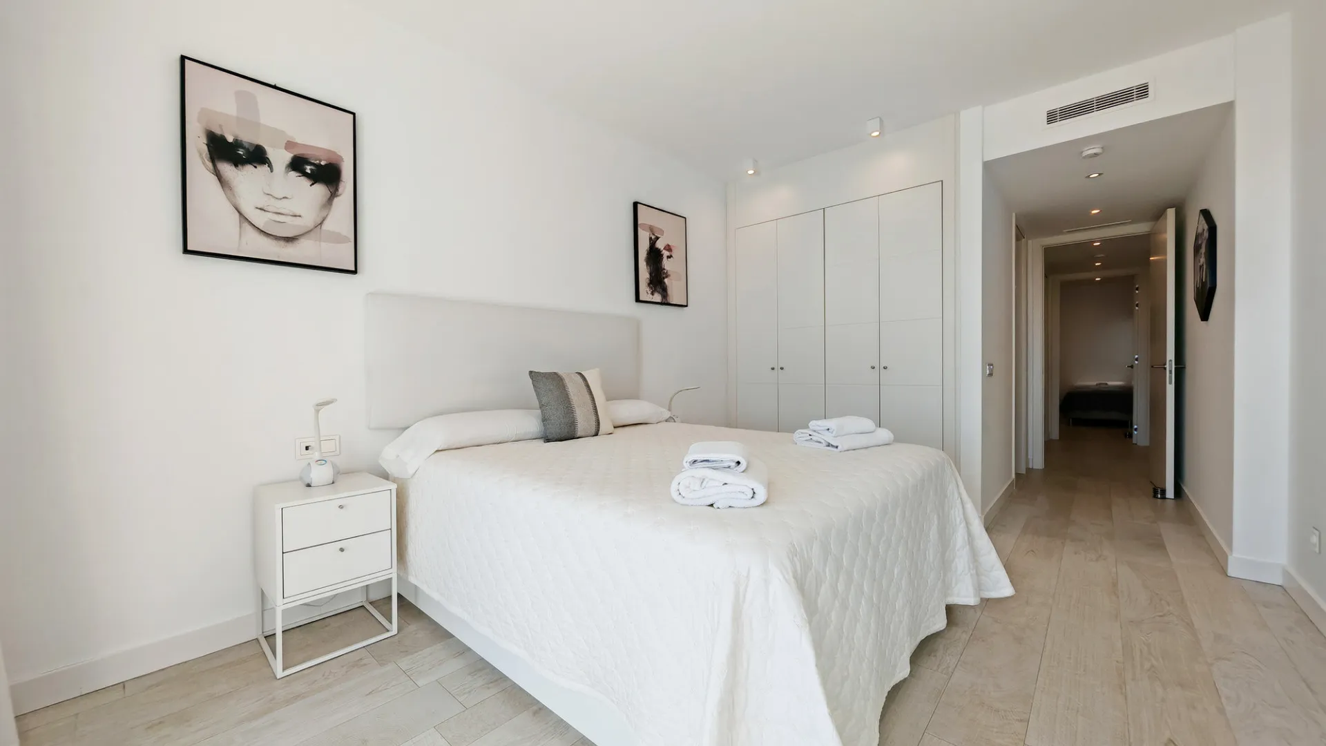 For sale ground floor apartment in Alcazaba Lagoon with 2 bedrooms