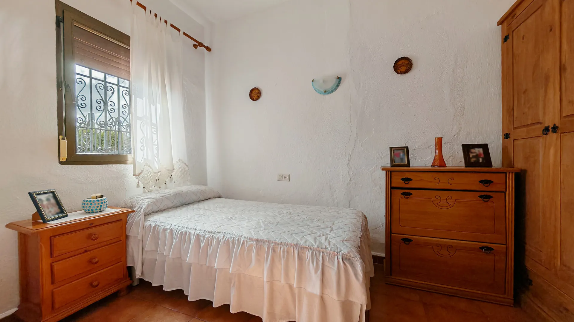 3 bedrooms finca for sale in Guadalobon