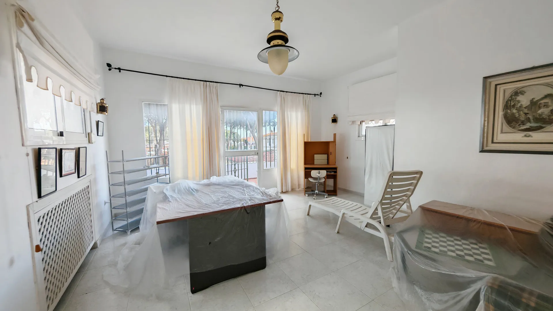 Marbella Ciudad, villa a la venta con 12 dormitorios