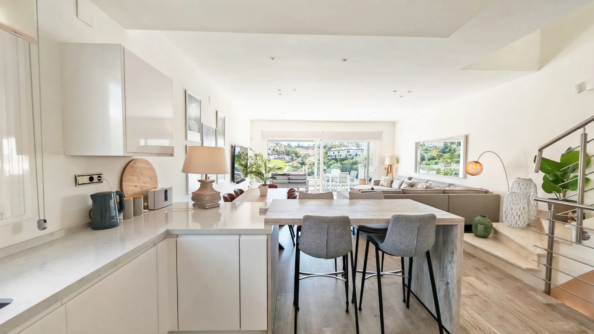 Semi detached villa for sale in Riviera del Sol