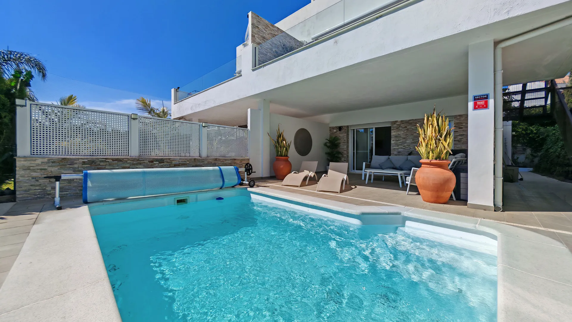 Semi detached villa for sale in Riviera del Sol
