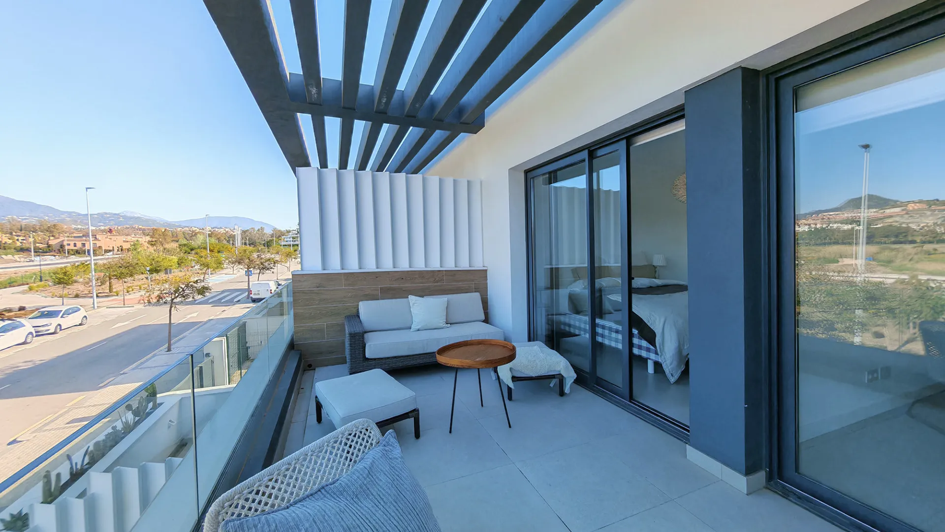 Semi detached villa for sale in Estepona with 3 bedrooms