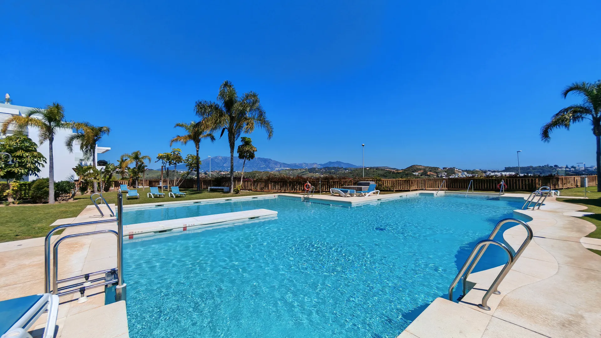 For sale apartment with 3 bedrooms in Cala de Mijas