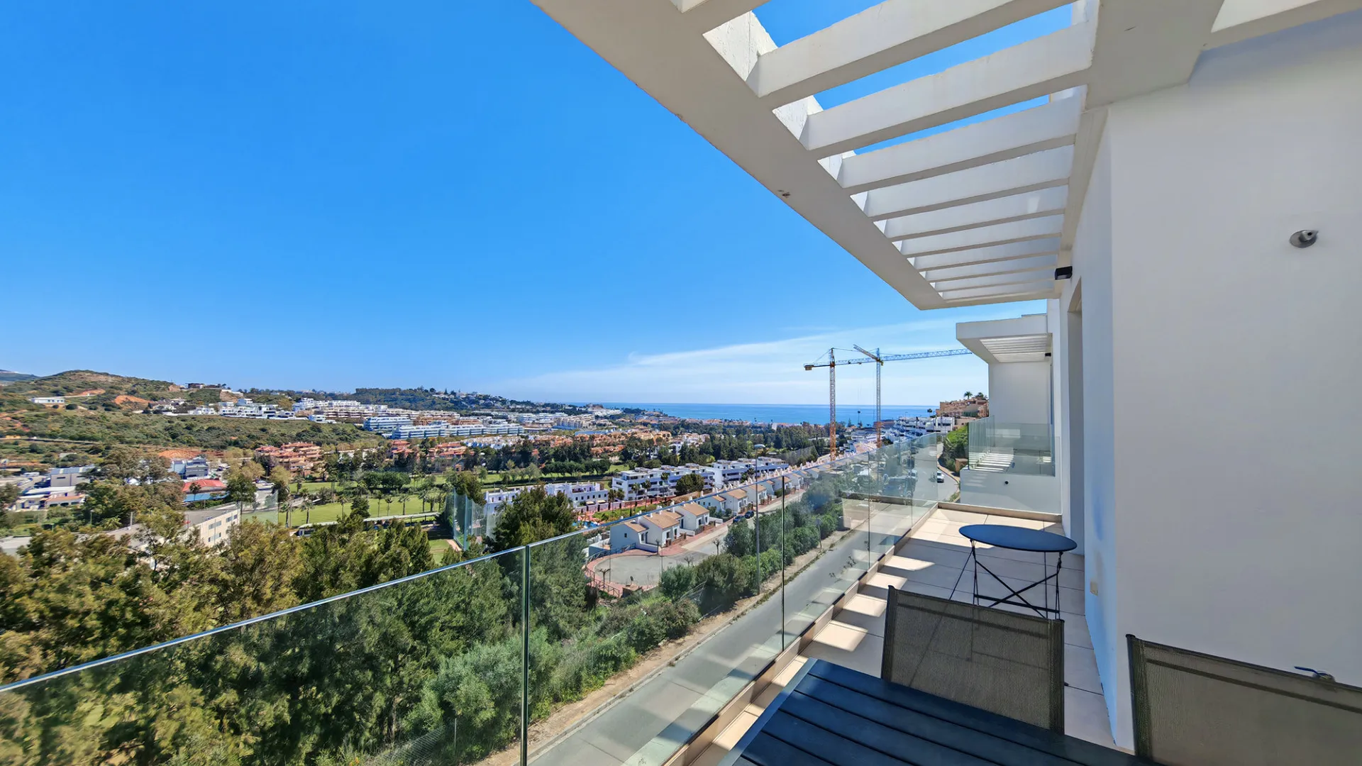 For sale apartment with 3 bedrooms in Cala de Mijas
