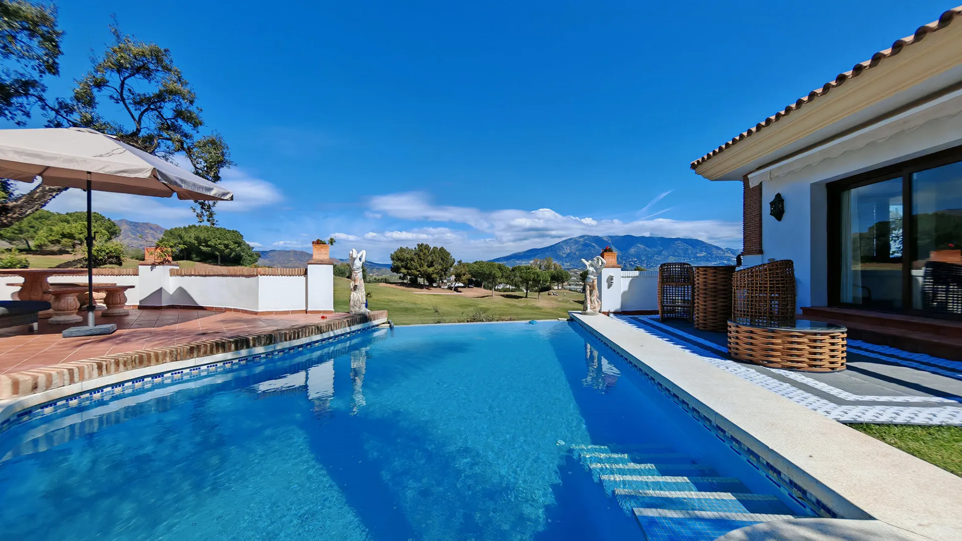 For sale La Cala Golf Resort 4 bedrooms villa
