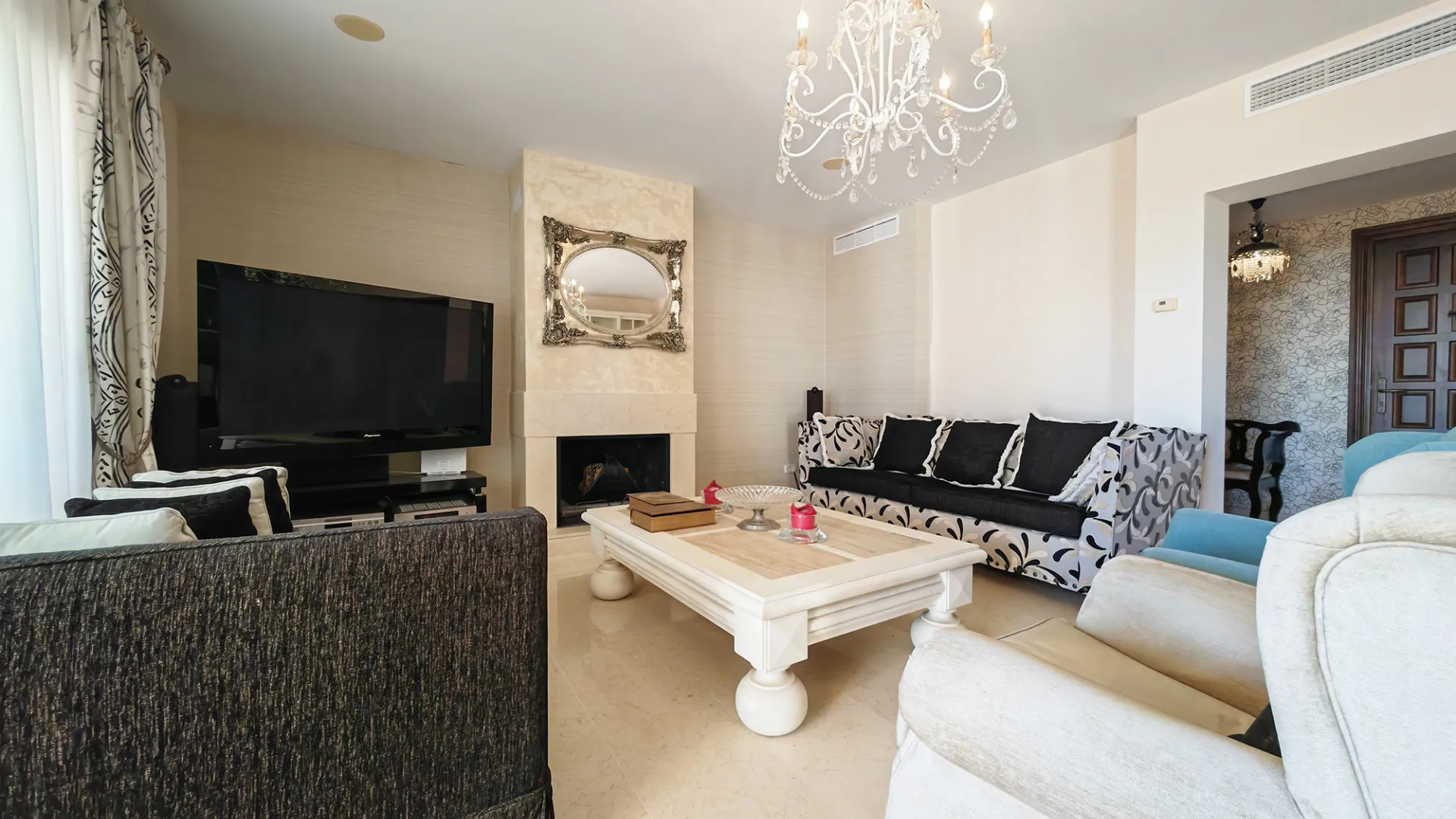 Se vende atico duplex en Benahavis