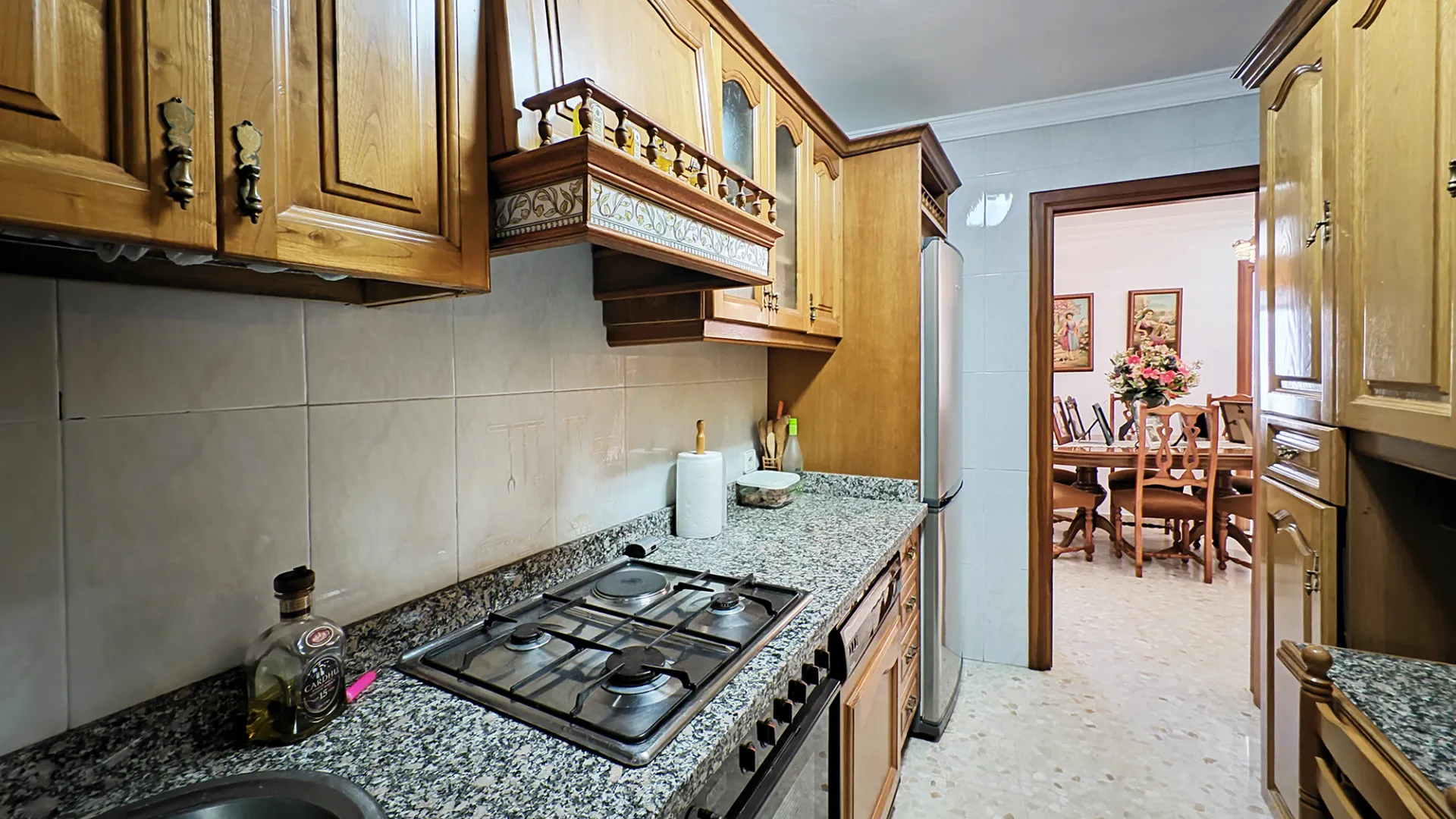 Se vende adosado en Estepona con 5 dormitorios