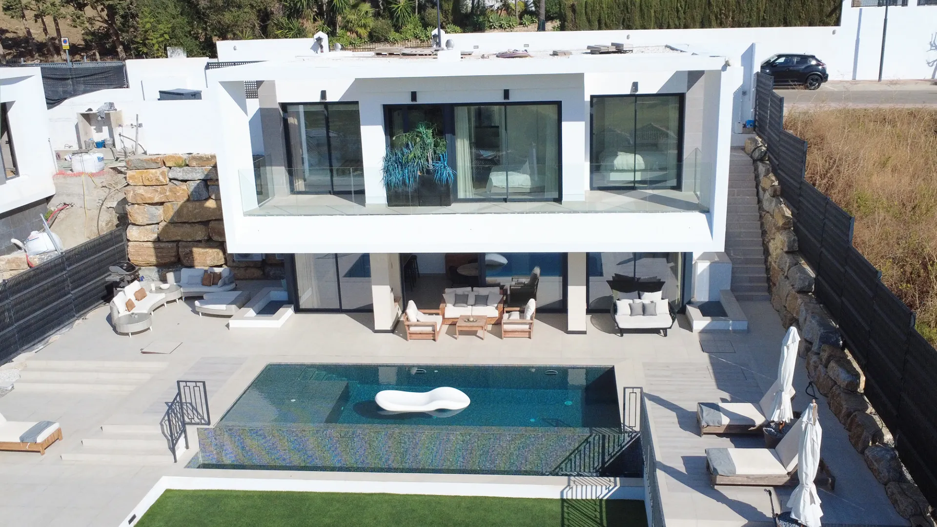 For sale villa in Estepona