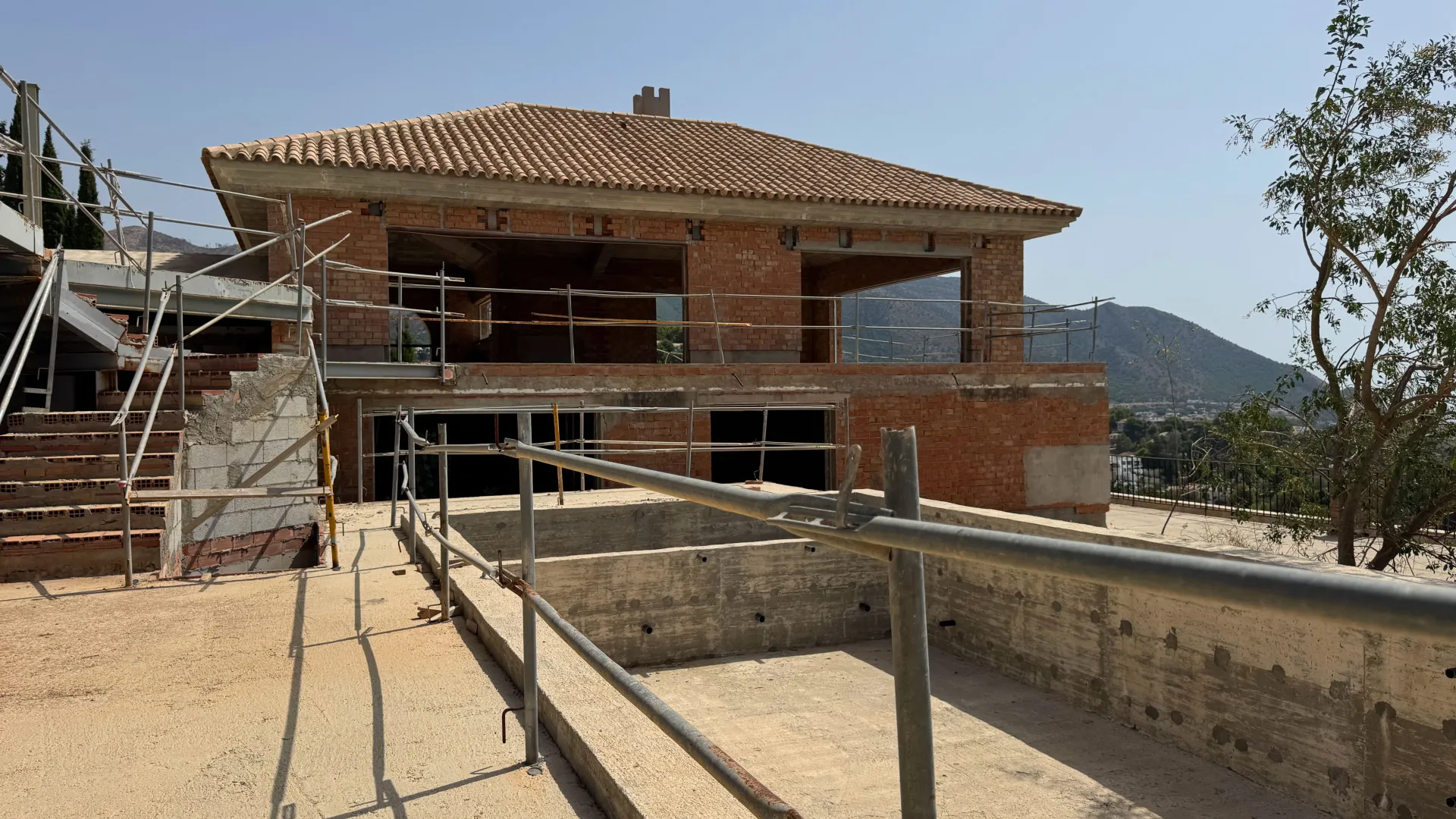 Buy villa with 7 bedrooms in Mijas Pueblo