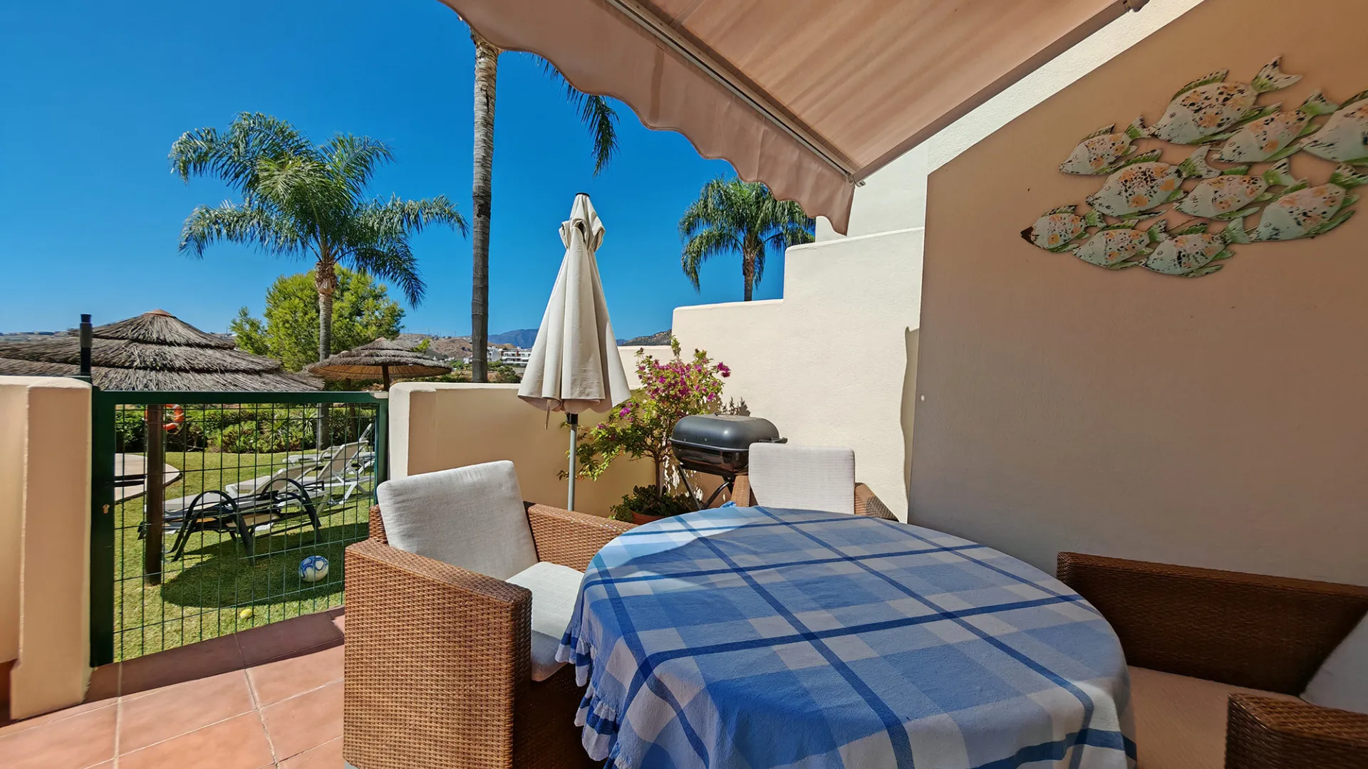 Buy ground floor apartment in Puerto del Almendro