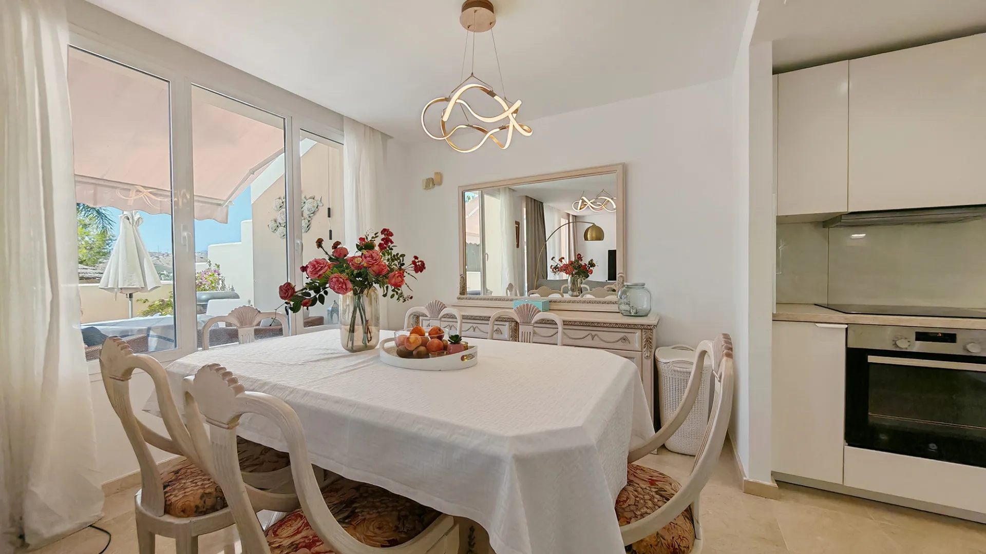 Buy ground floor apartment in Puerto del Almendro