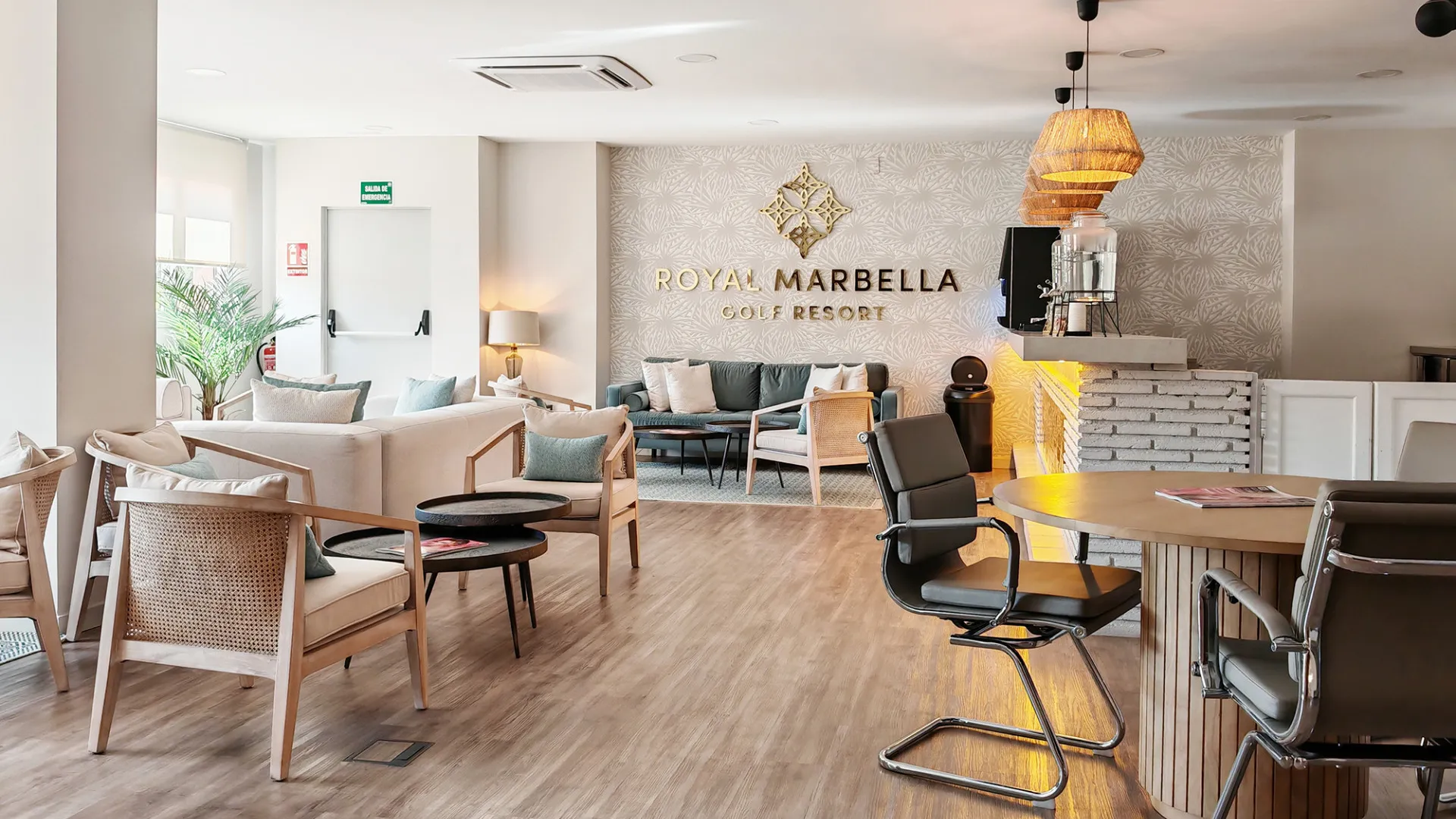 Apartment for sale in Benahavis