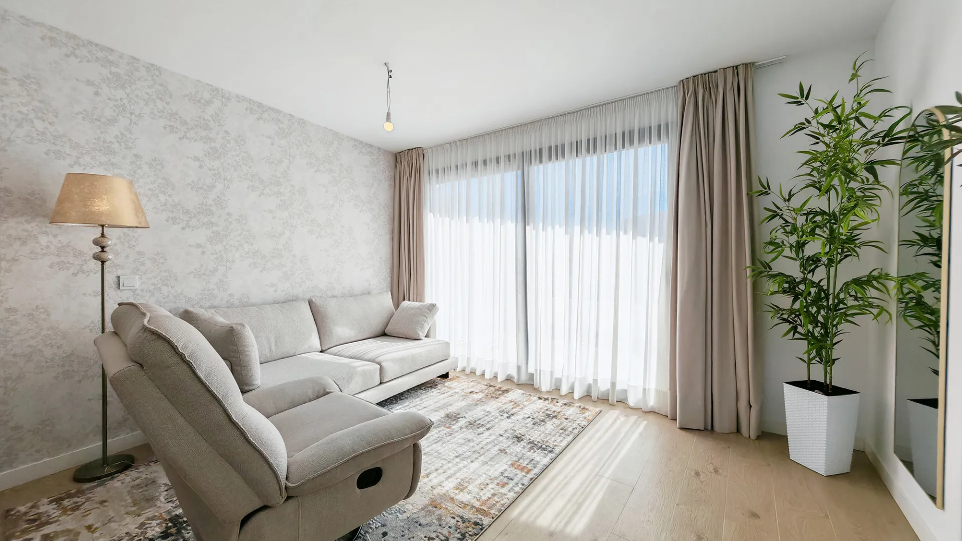 For sale apartment with 2 bedrooms in Estepona
