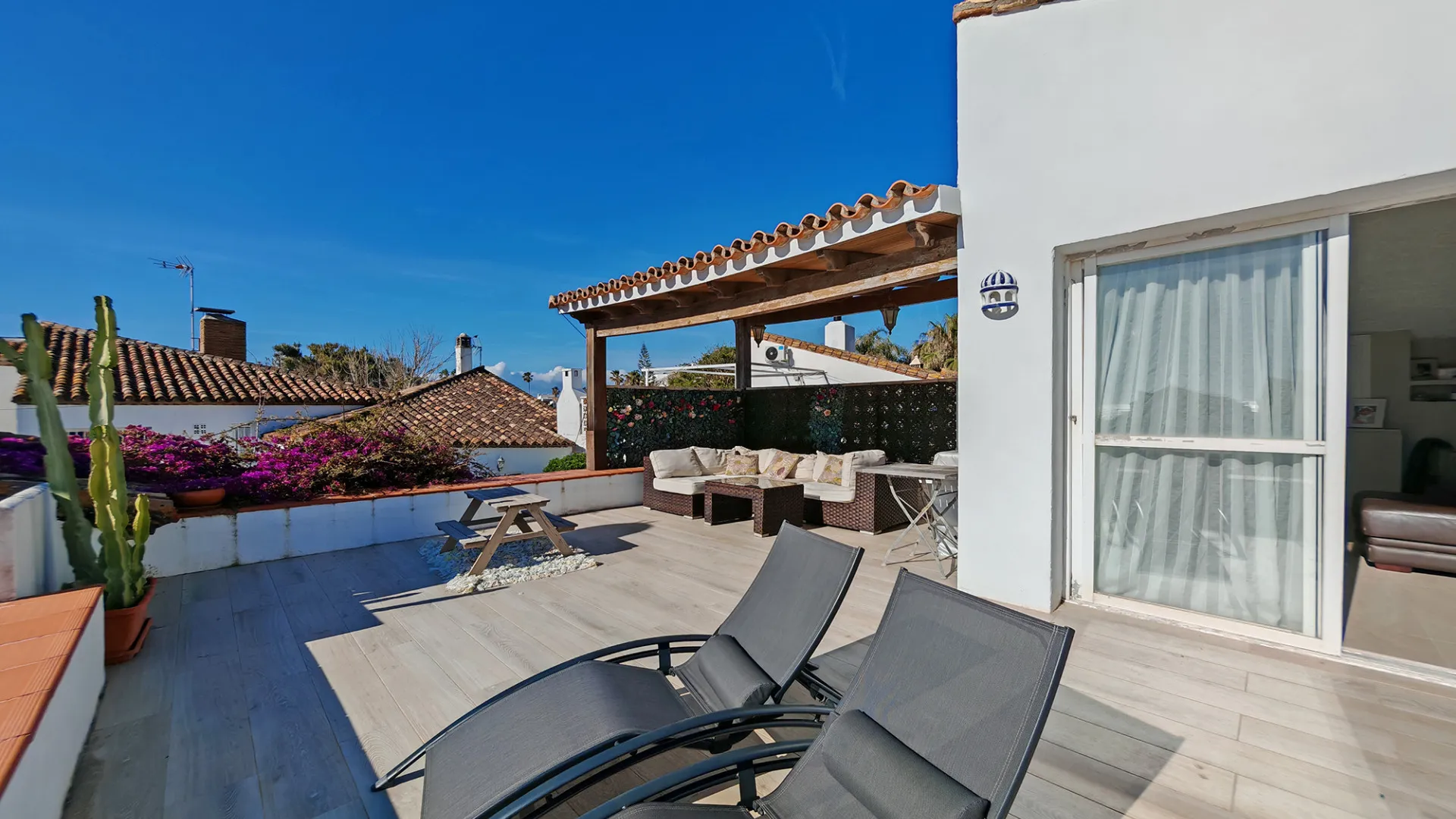 For sale villa in Bahia Dorada