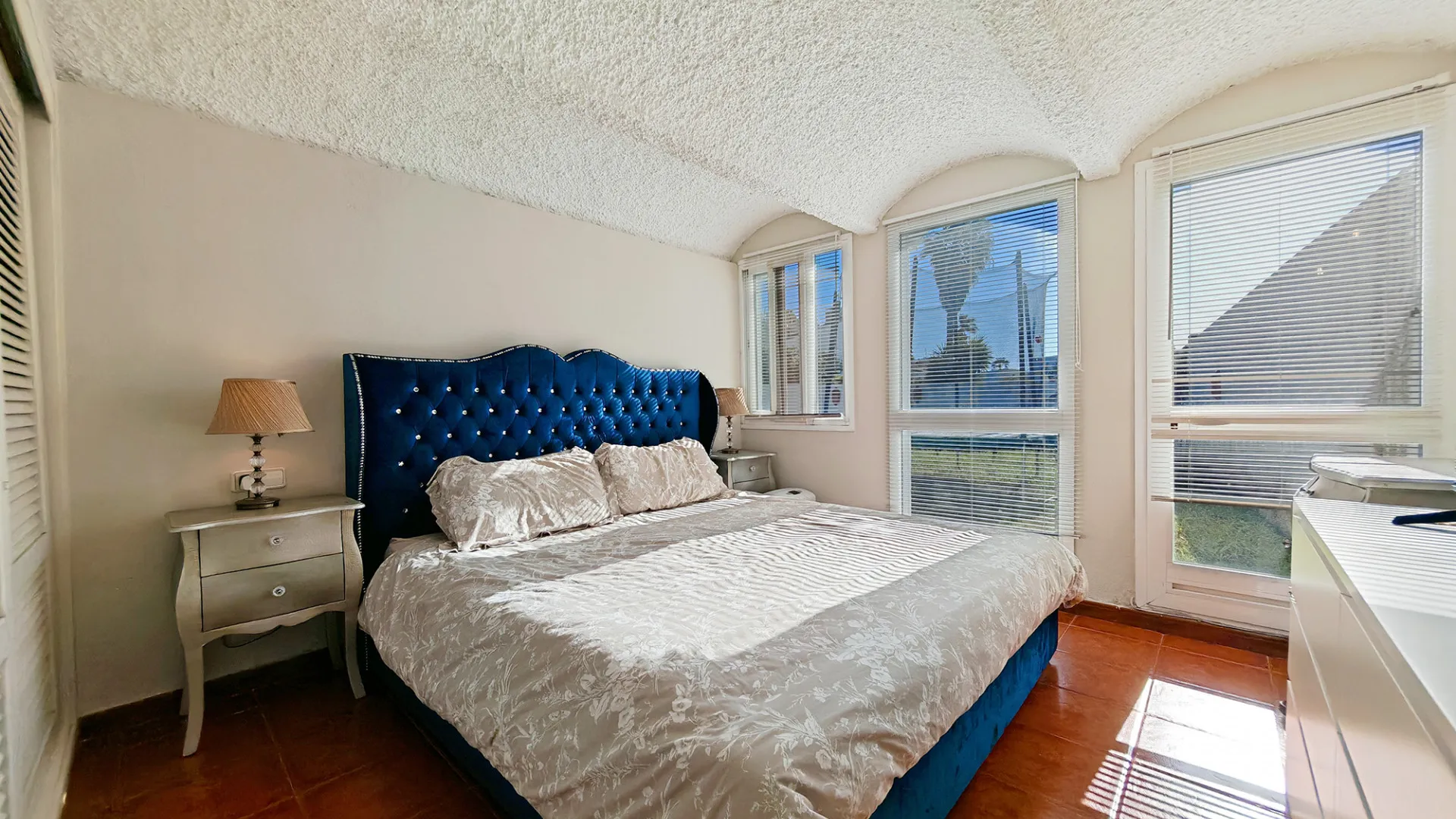 For sale villa in Bahia Dorada