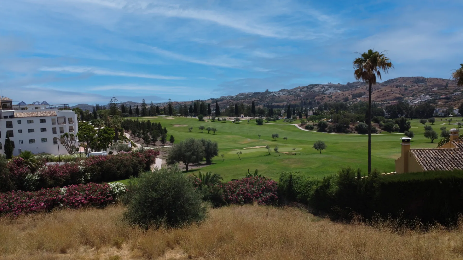 Buy plot in Mijas Golf with 4 bedrooms