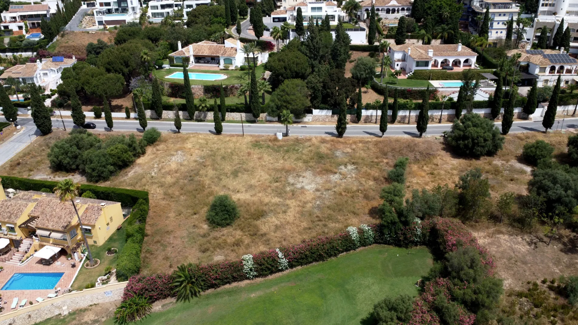 Buy plot in Mijas Golf with 4 bedrooms
