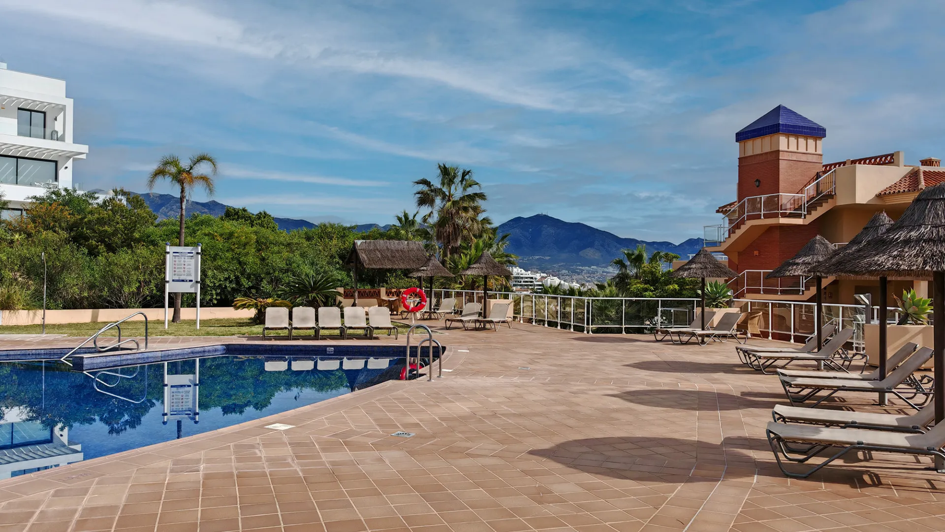 Mijas Costa 2 bedrooms ground floor apartment for sale