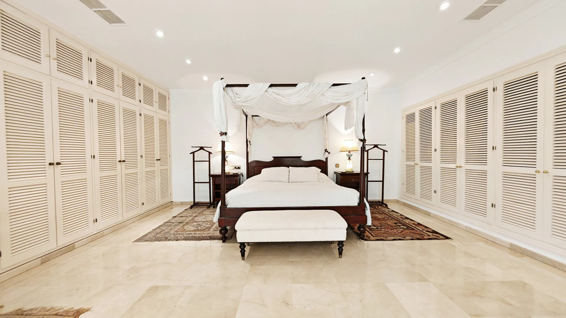 Los Monteros, villa en venta