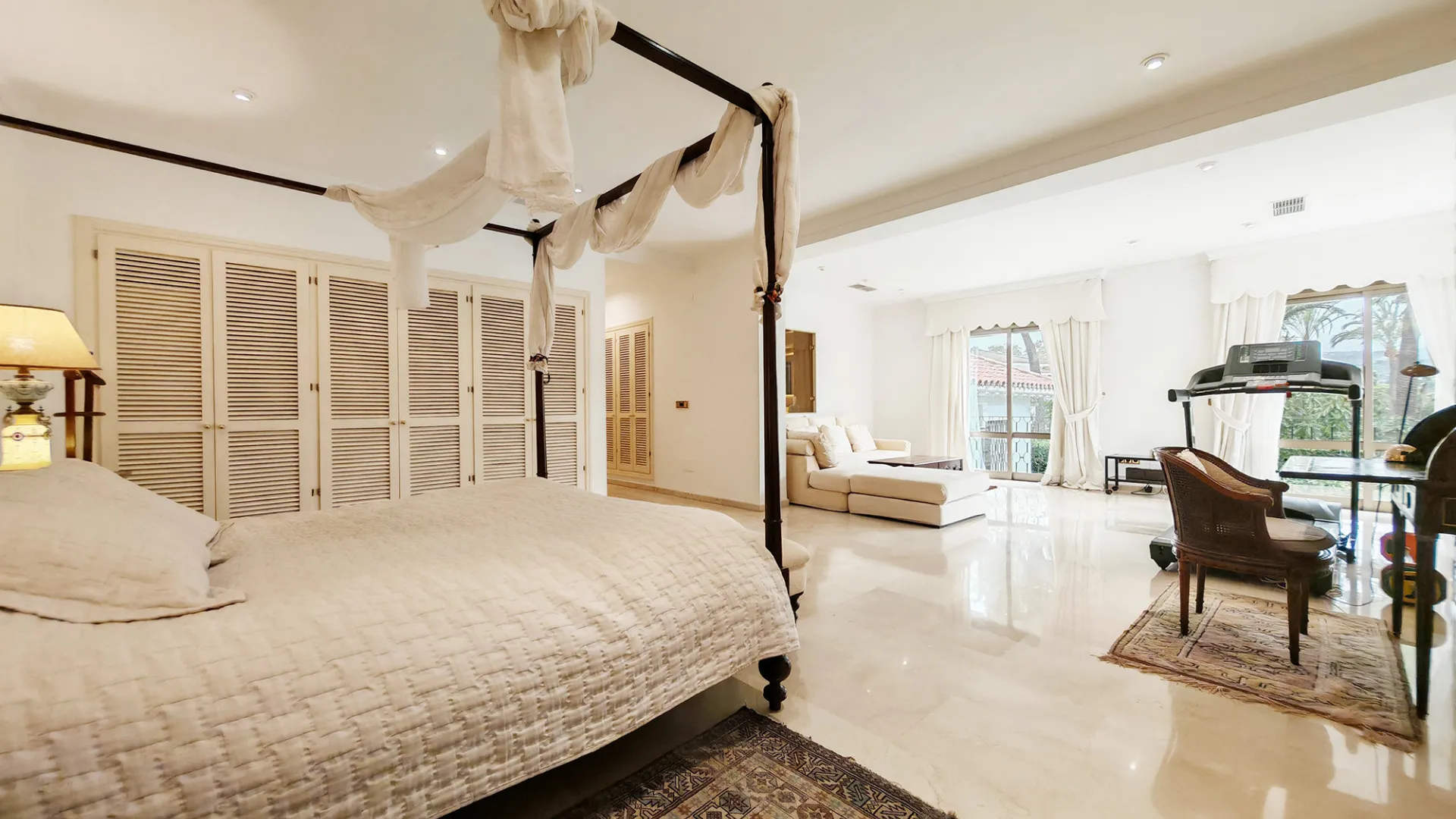 Los Monteros, villa en venta