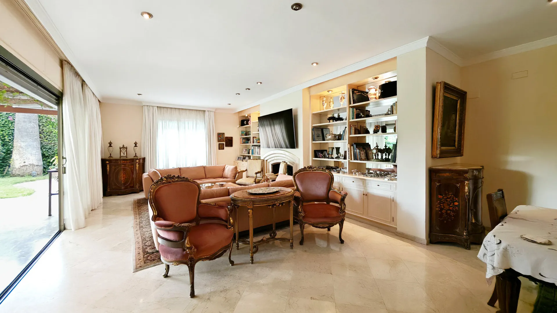 Los Monteros, villa en venta