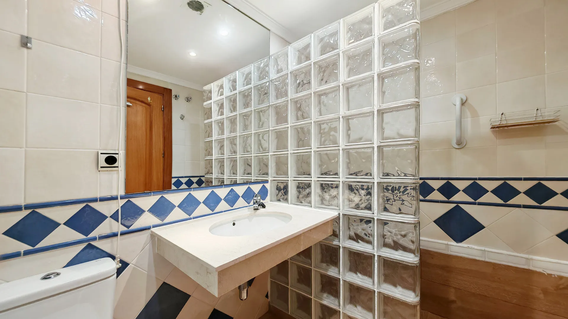 Town house for sale in Las Chapas