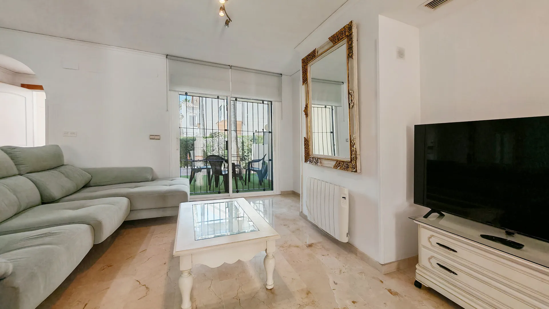 Town house for sale in Las Chapas