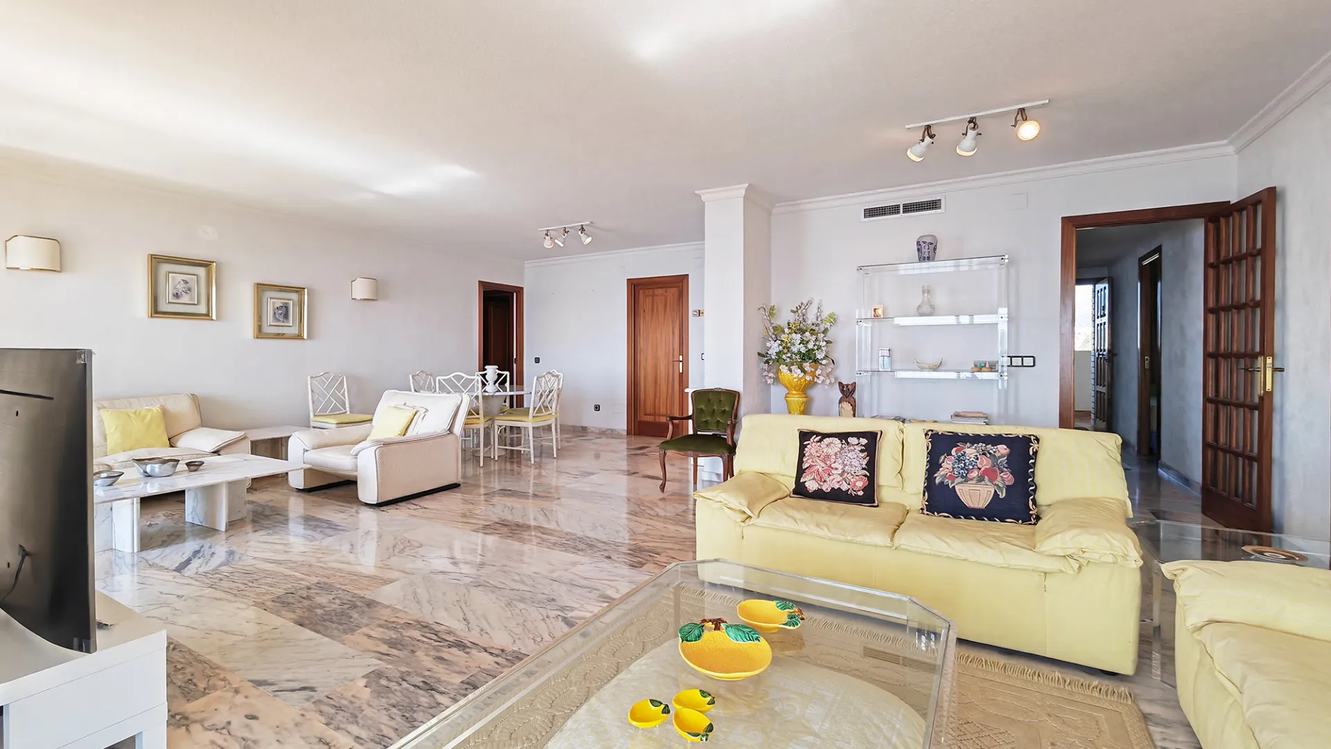 Buy apartment in Los Boliches