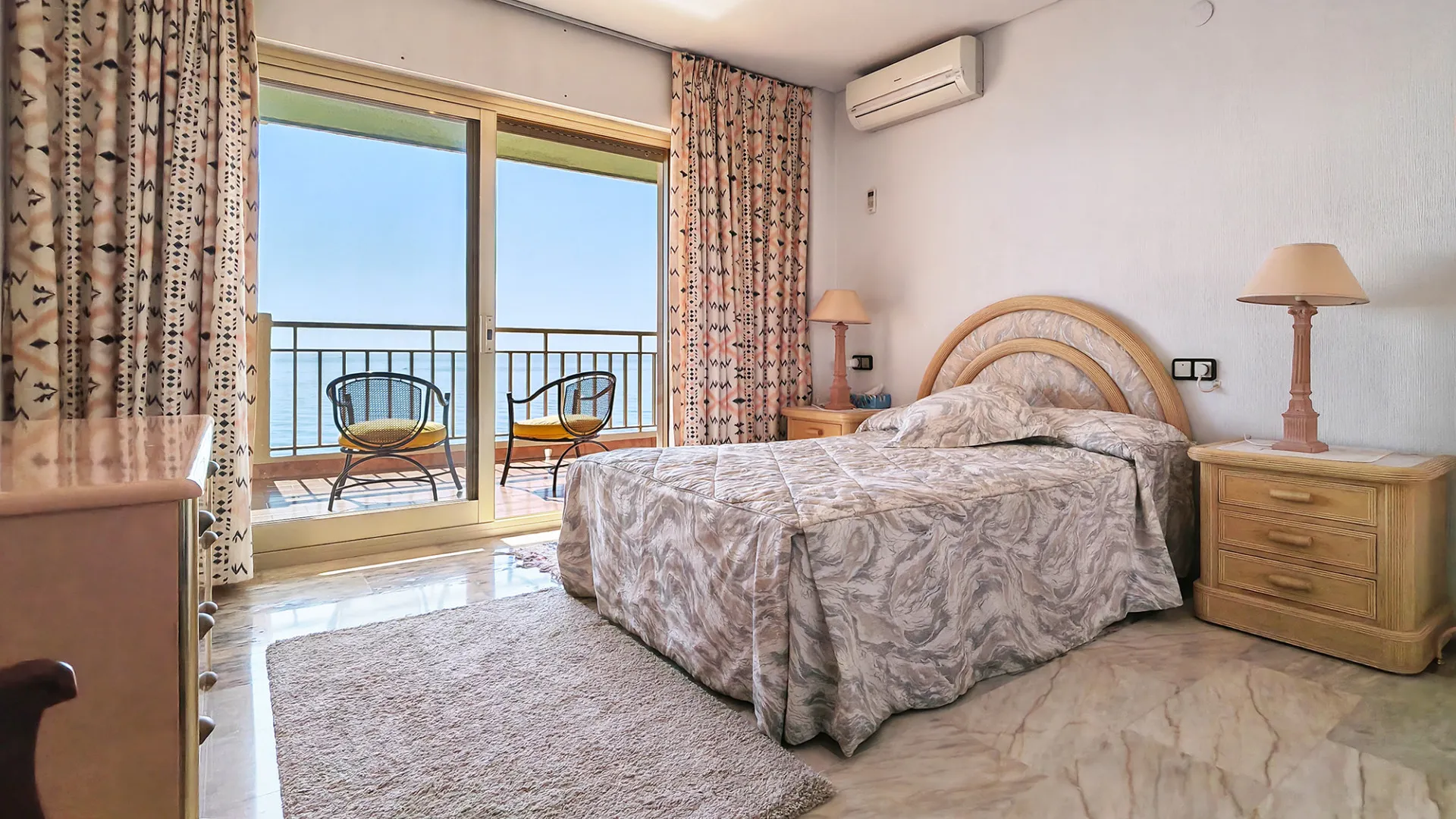 Buy apartment in Los Boliches