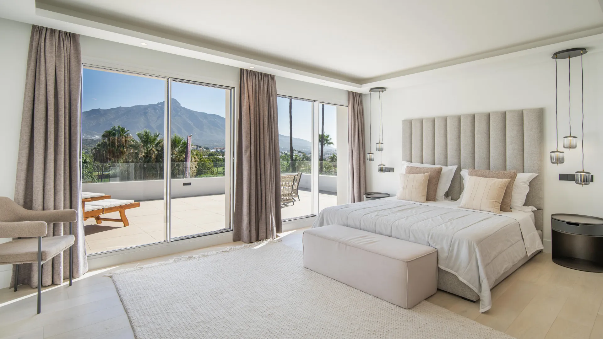 Se vende villa en Las Brisas