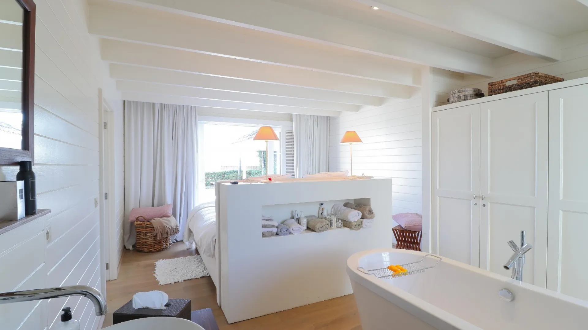 Villa con 4 dormitorios a la venta en Benahavis