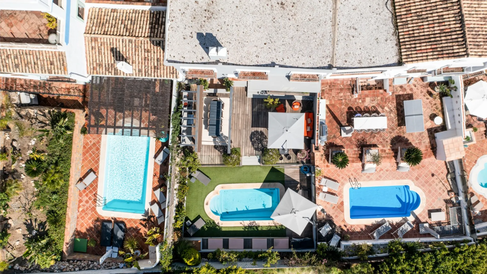 Town house for sale in Benahavis with 5 bedrooms