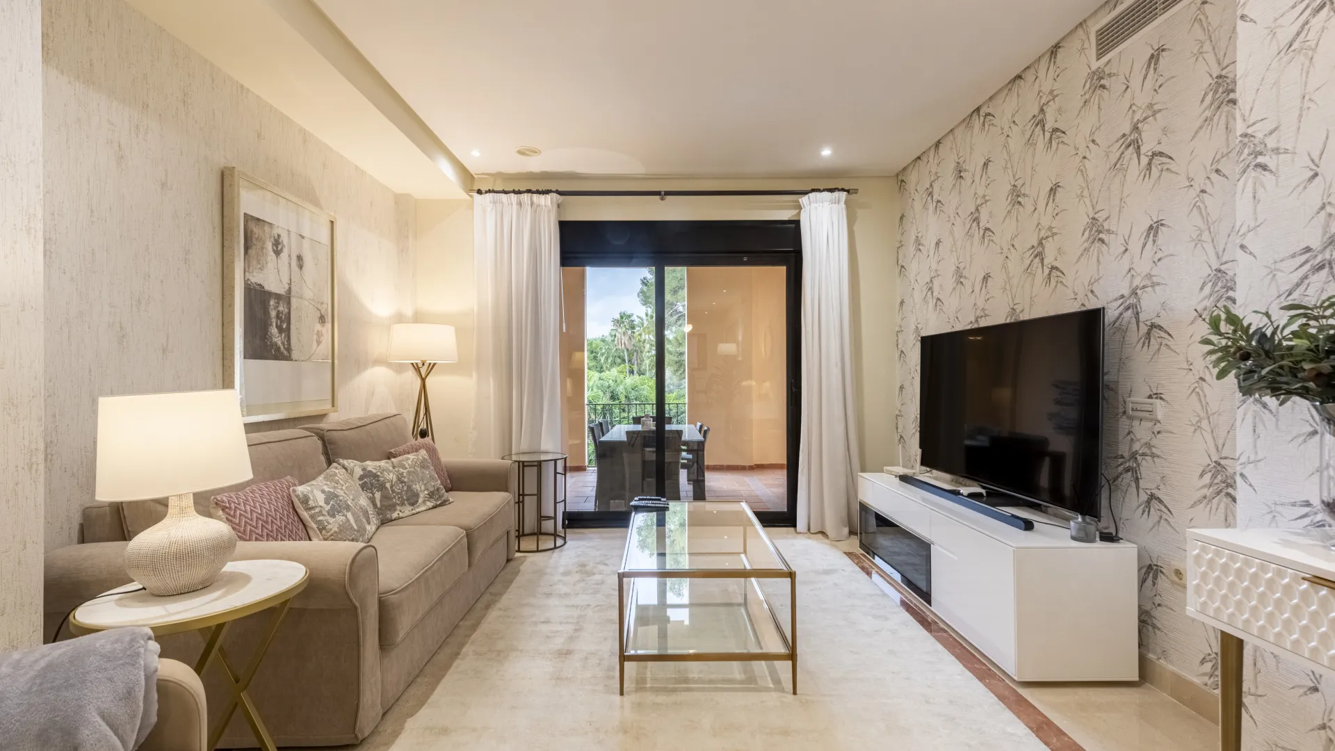 Comprar apartamento en Las Mimosas con 2 dormitorios