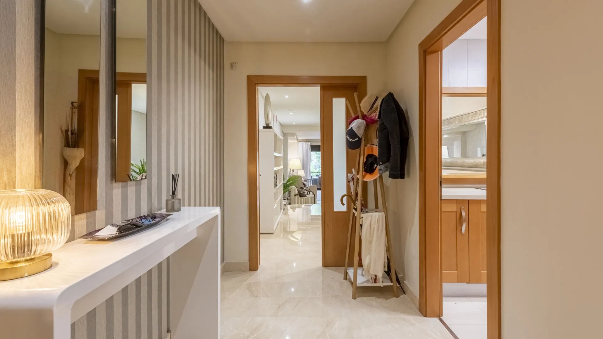 Comprar apartamento en Las Mimosas con 2 dormitorios