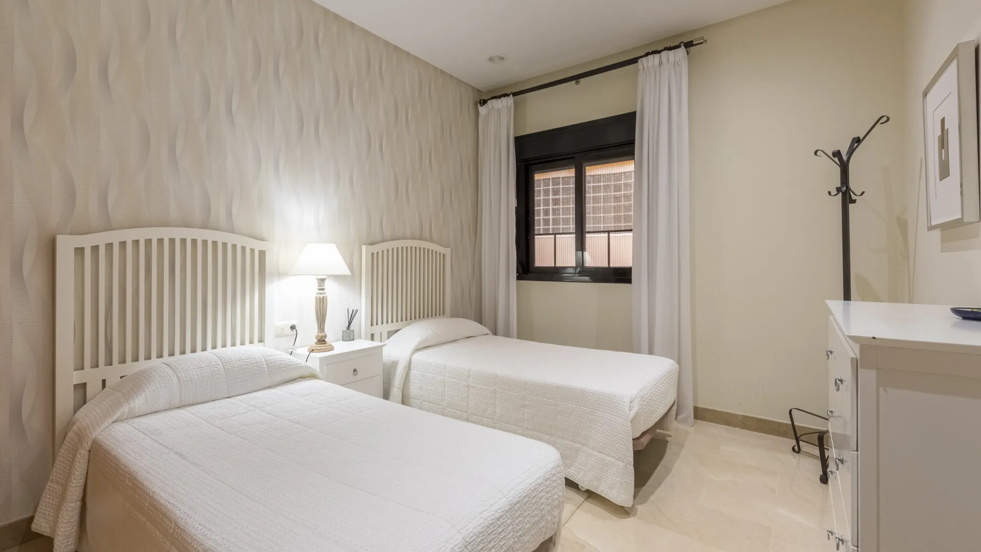 Comprar apartamento en Las Mimosas con 2 dormitorios