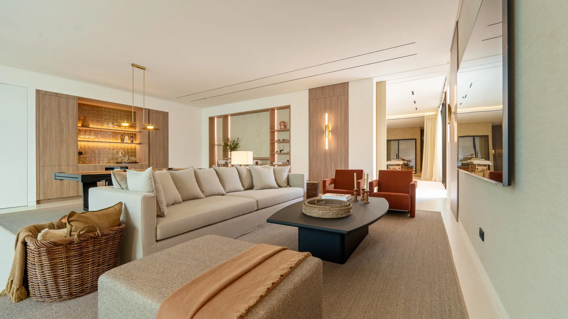 Villa for sale in Marbella Golden Mile with 5 bedrooms