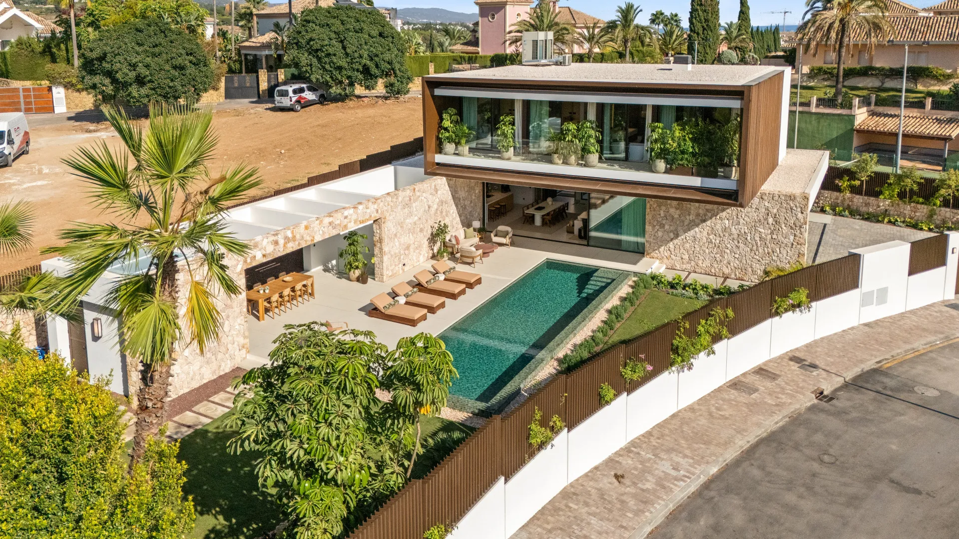 Villa for sale in Marbella Golden Mile with 5 bedrooms