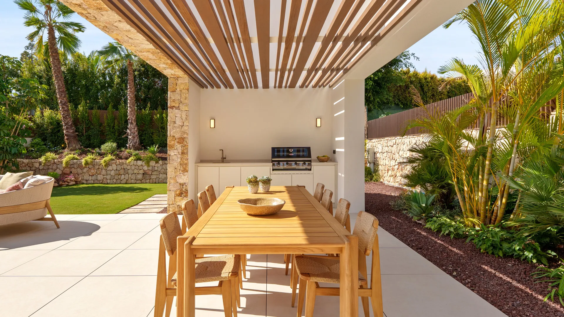 Villa for sale in Marbella Golden Mile with 5 bedrooms