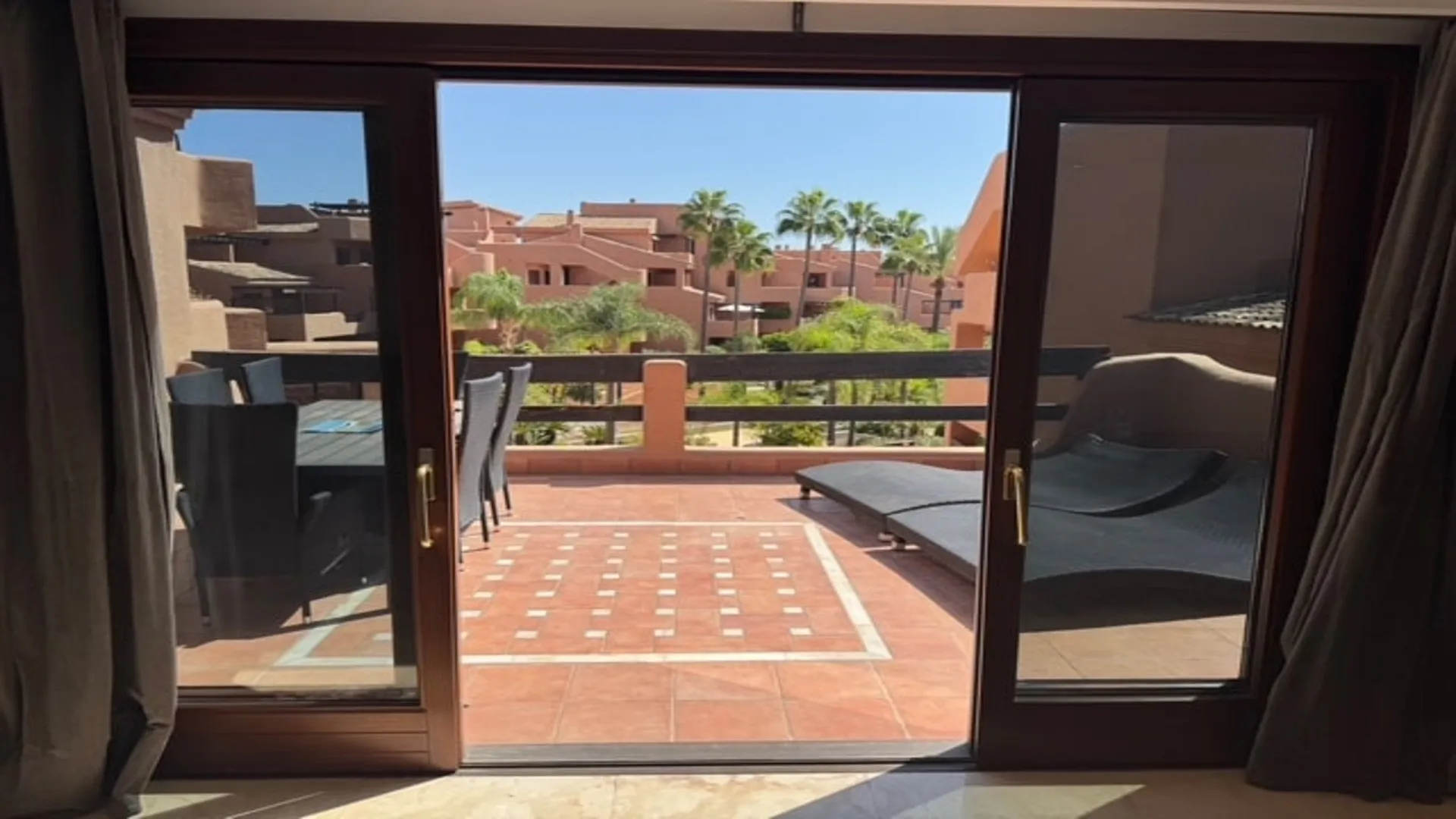2 bedrooms apartment in New Golden Mile for sale