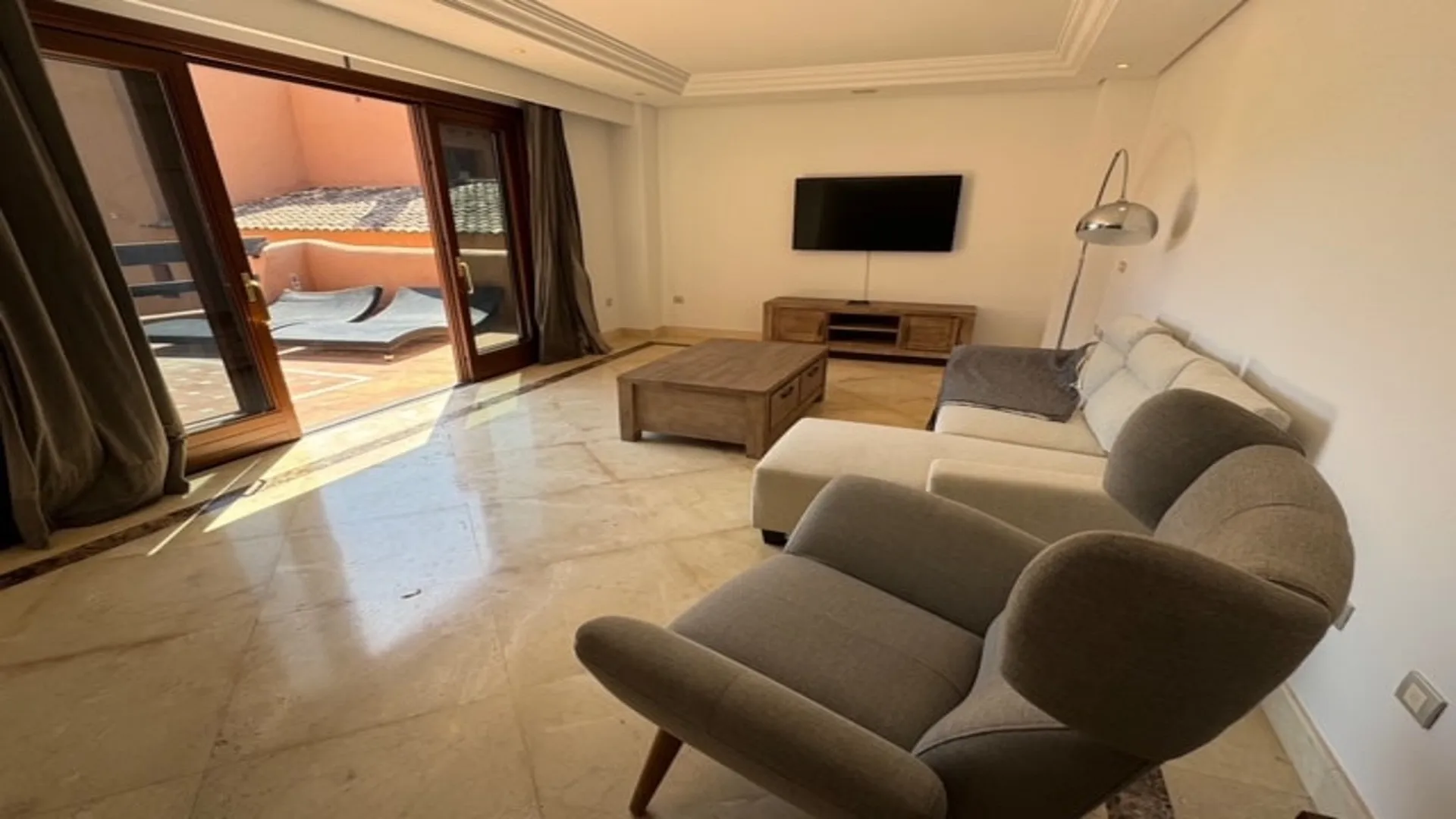 2 bedrooms apartment in New Golden Mile for sale