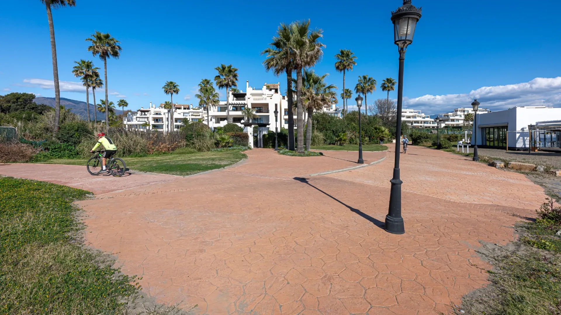 Estepona apartment for sale