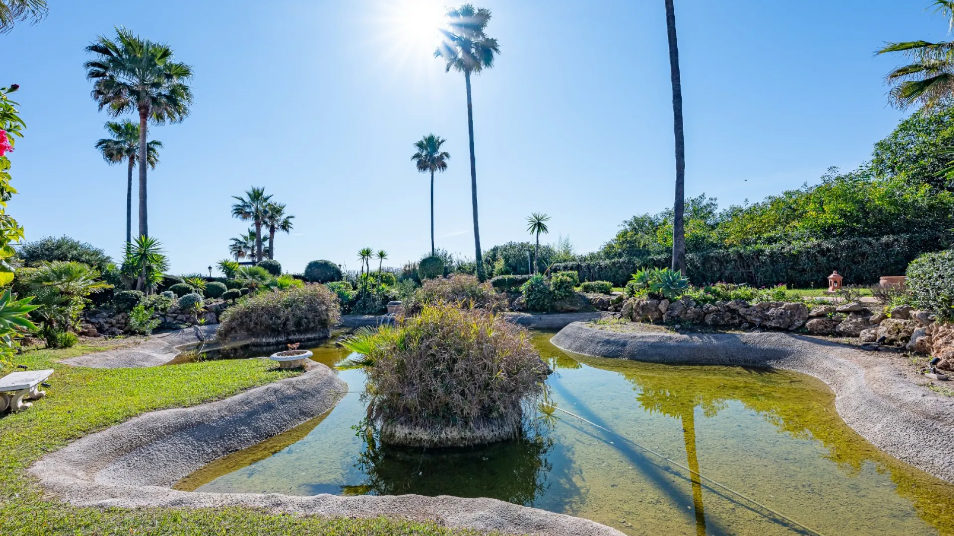 Estepona apartment for sale