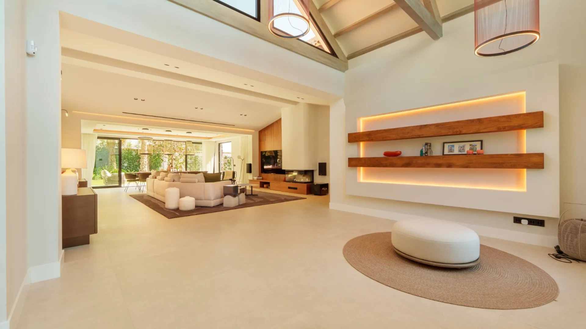 Buy Marbella - Puerto Banus 5 bedrooms villa