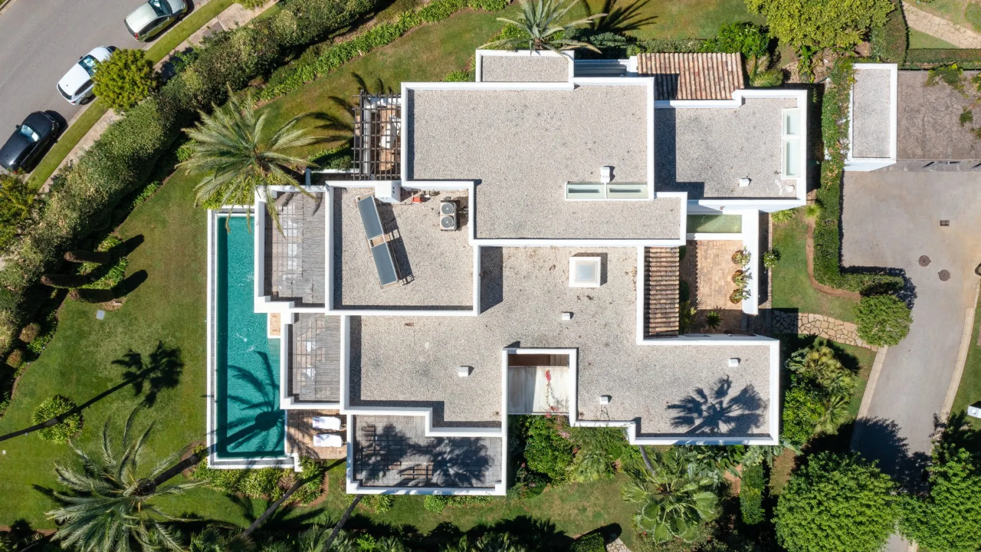 For sale villa with 4 bedrooms in Finca Cortesin