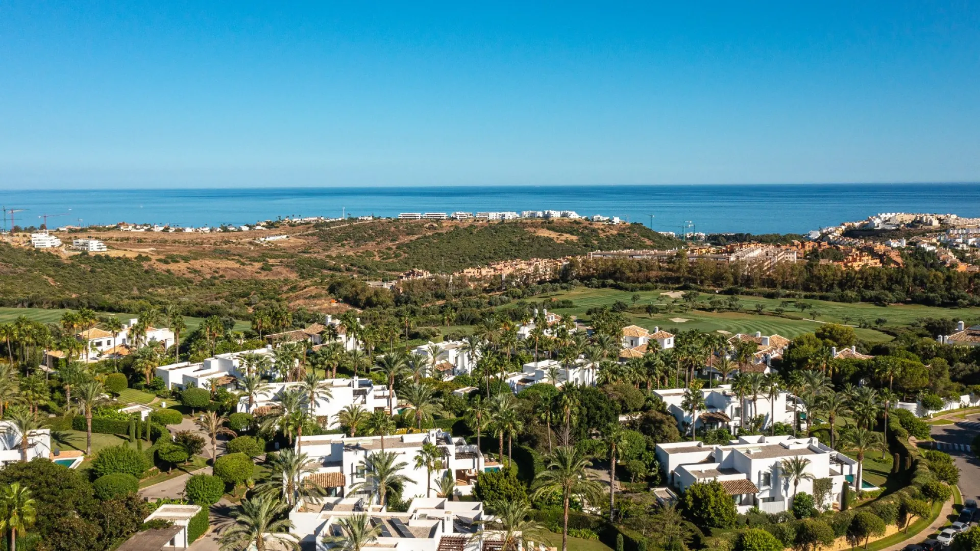 For sale villa with 4 bedrooms in Finca Cortesin