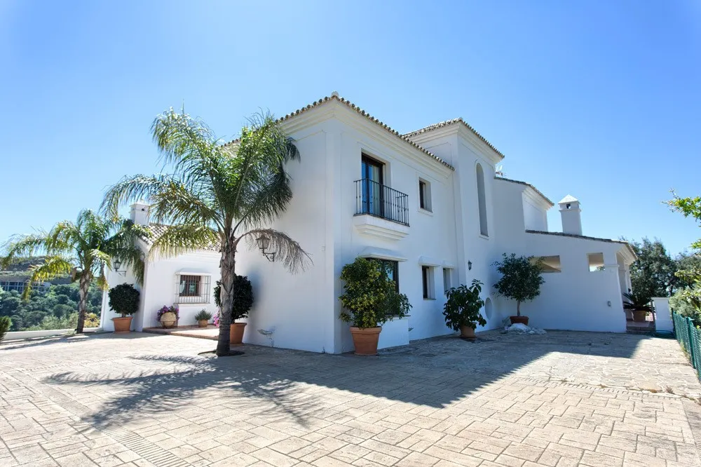 5 bedrooms villa in Marbella Club Golf Resort for sale