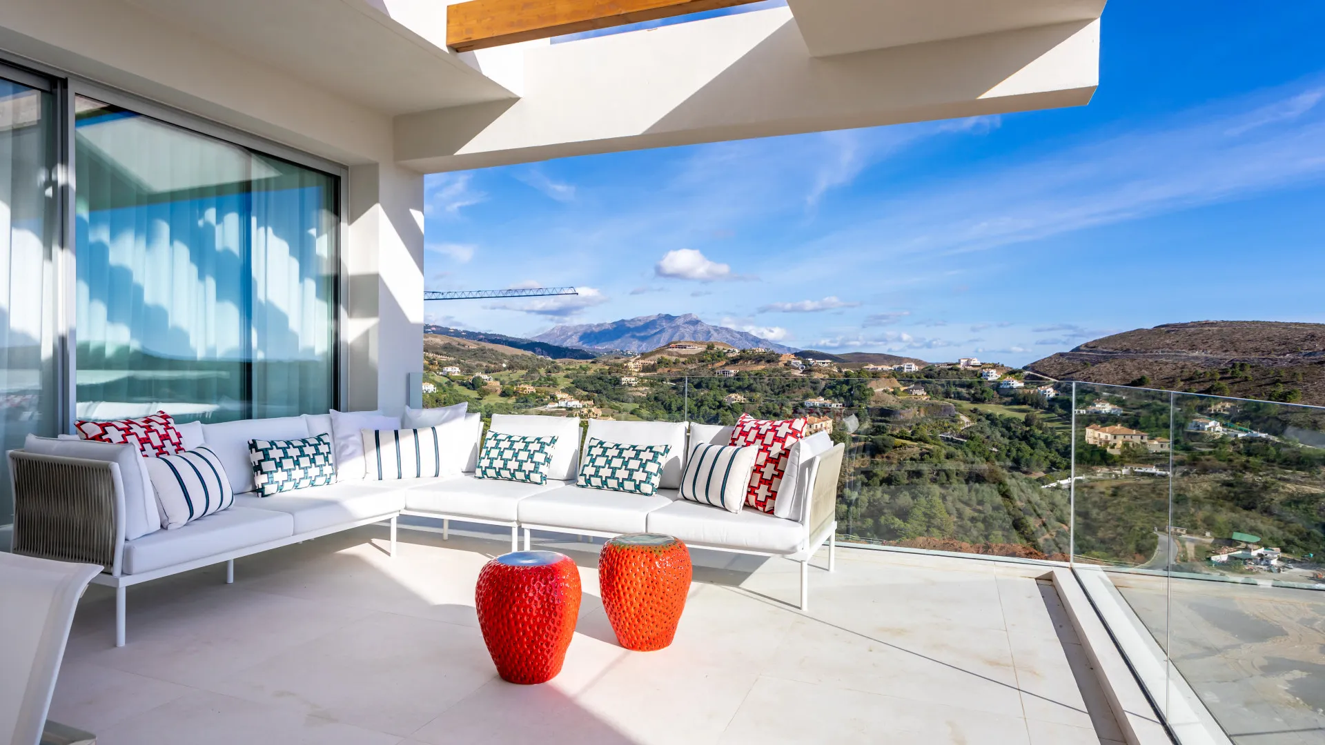 For sale Marbella Club Hills apartment
