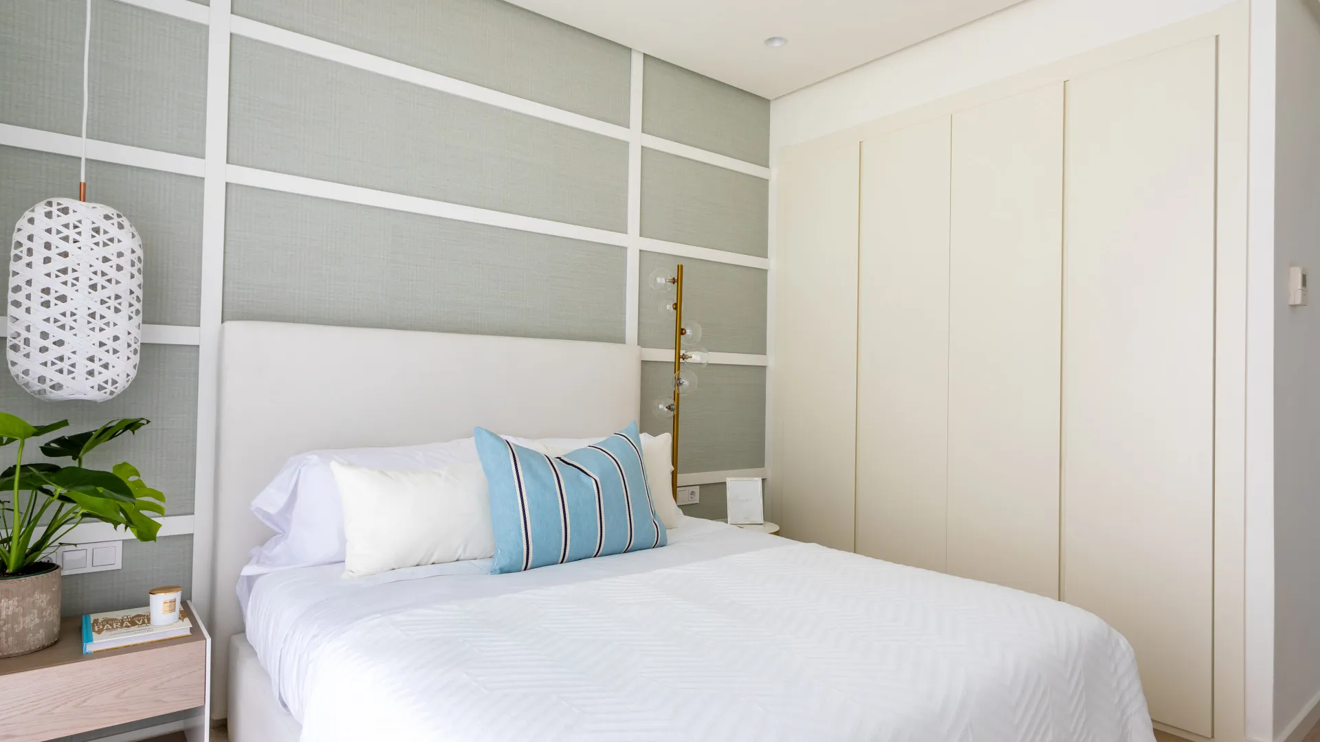 For sale Marbella Club Hills apartment